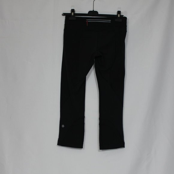 Lululemon Athletica Leggings Black Size 6 Run Zip Pocket Back Capri (2 items ) - Picture 6 of 9